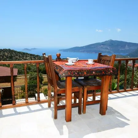 Chateau - Sea View And Turkish Bath