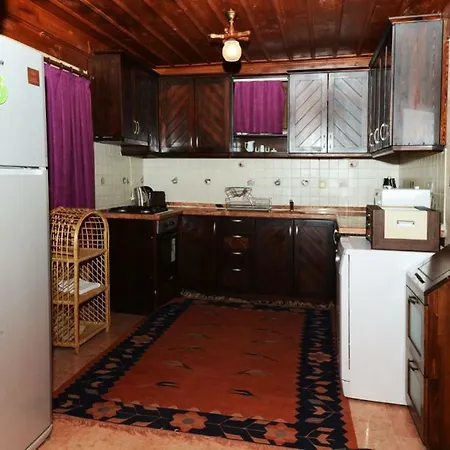 Chateau - Sea View And Turkish Bath 4*
